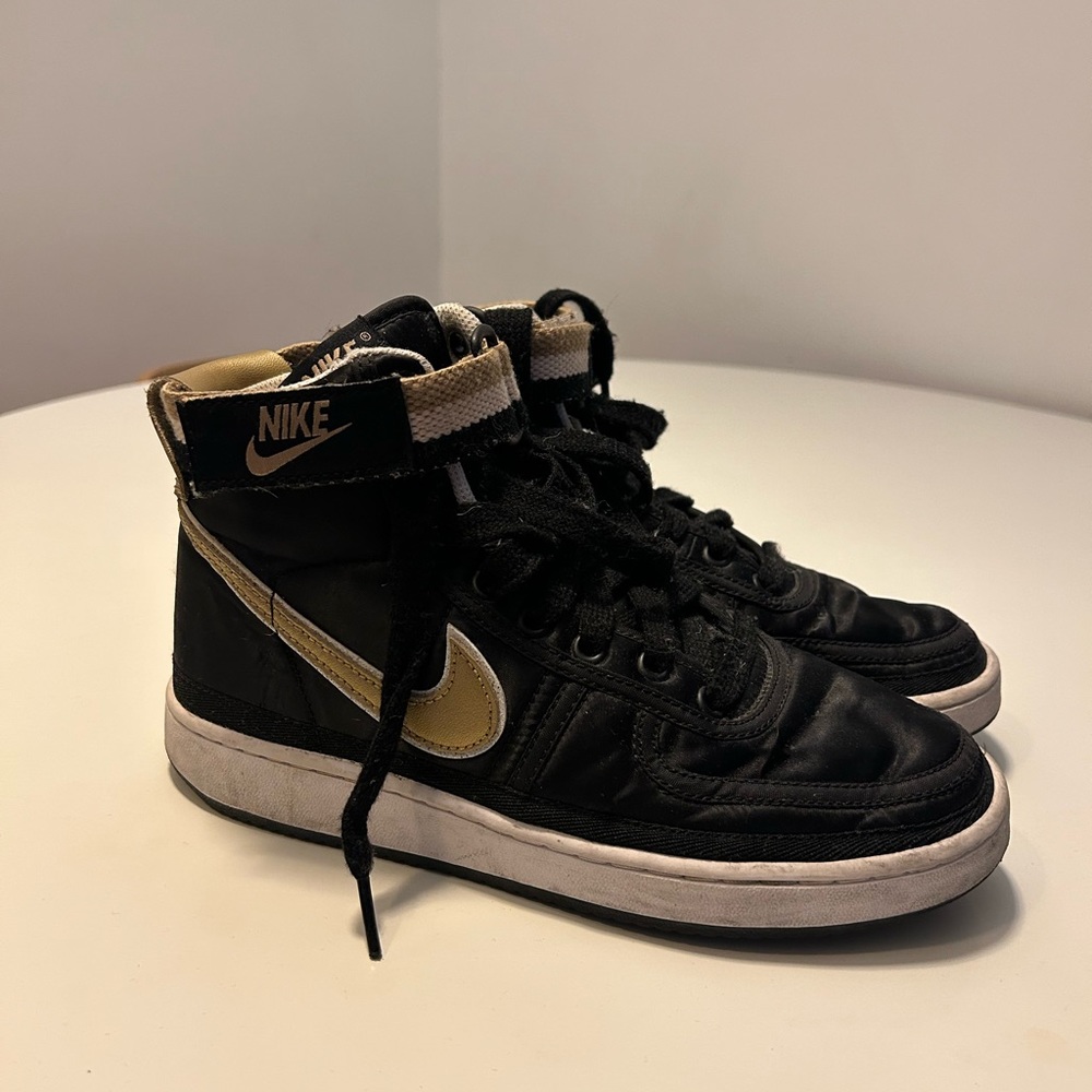 Nike Vandal High Supreme Black Metallic Gold. Size 6. Only worn a few times